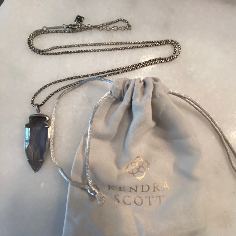 Kendra Scott Grey stone necklace